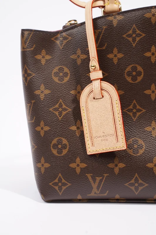 Louis Vuitton Alma bags with a monogram - embossed leather surfaceLouis Vuitton Womens Petit Palais Tote Bag Monogram