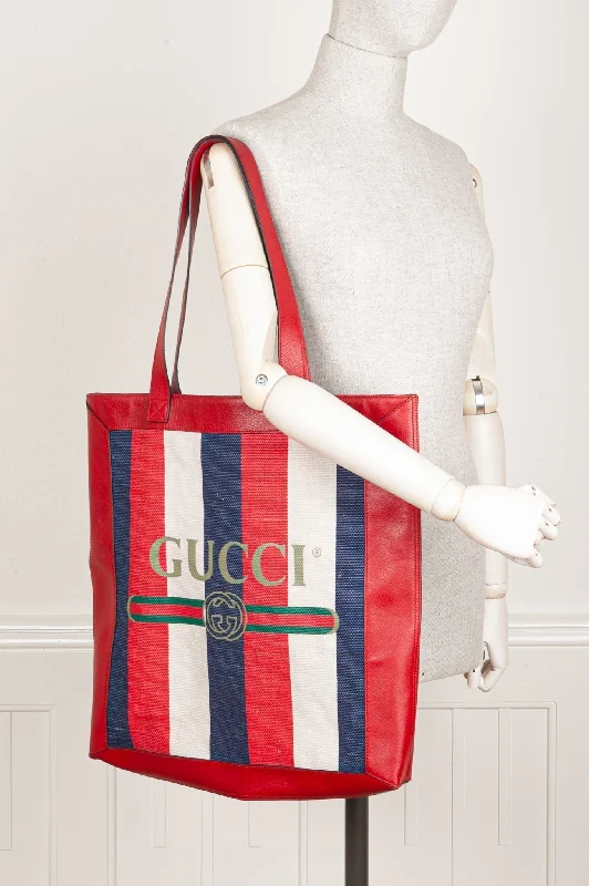 Ladies Gucci handbags with a detachable coin purse insideGUCCI Sylvie Stripe Tote