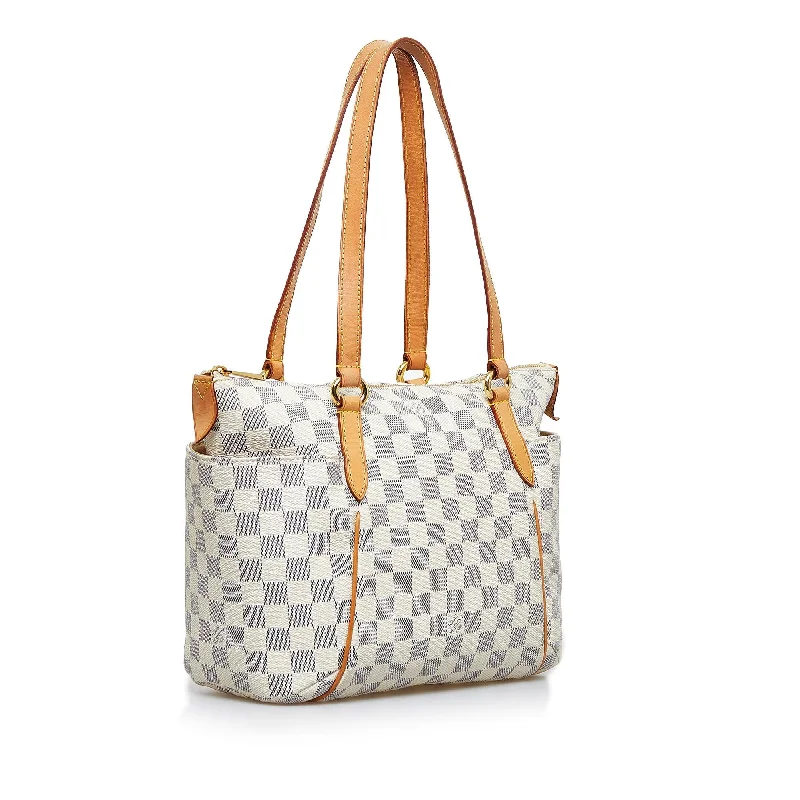 Louis Vuitton backpacks with a multi - pocket organization for functionalityLouis Vuitton Damier Azur Totally PM (AAQe5D)