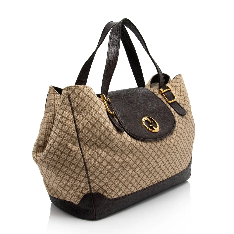 Gucci Marmont bags for women with a contrast - colored interiorGucci Diamante Canvas 1973 Large Tote (AvQrxb)