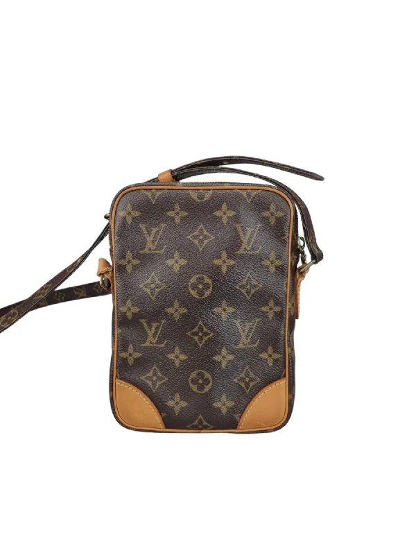 Louis Vuitton Alma bags with a leather - wrapped handle for a luxurious feelLouis Vuitton Amazon