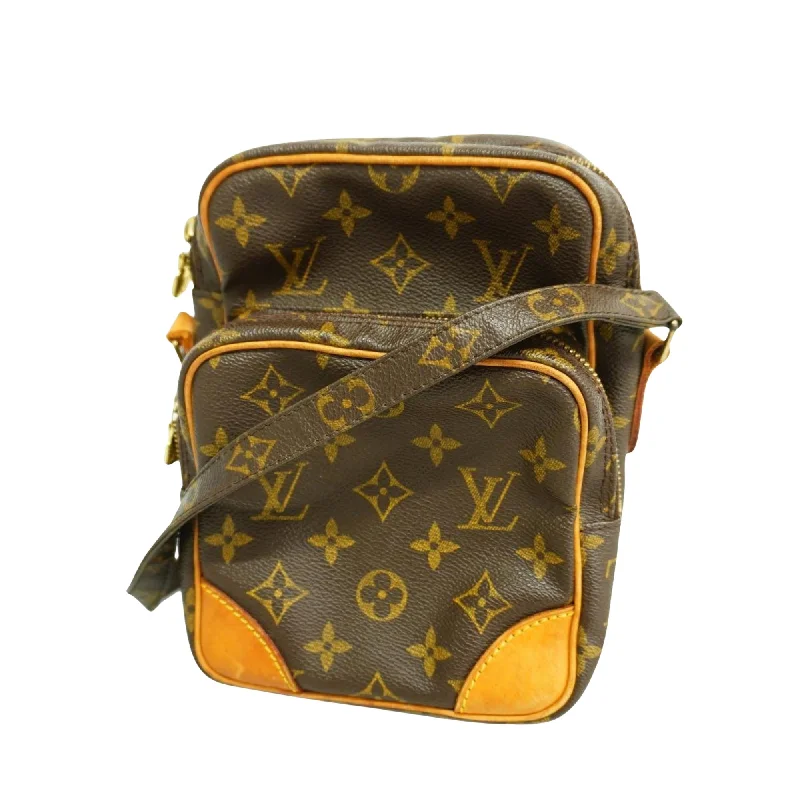 Louis Vuitton Petite Malle bags with a hard - shell structure for uniquenessLOUIS VUITTON Amazon Shoulder Bag