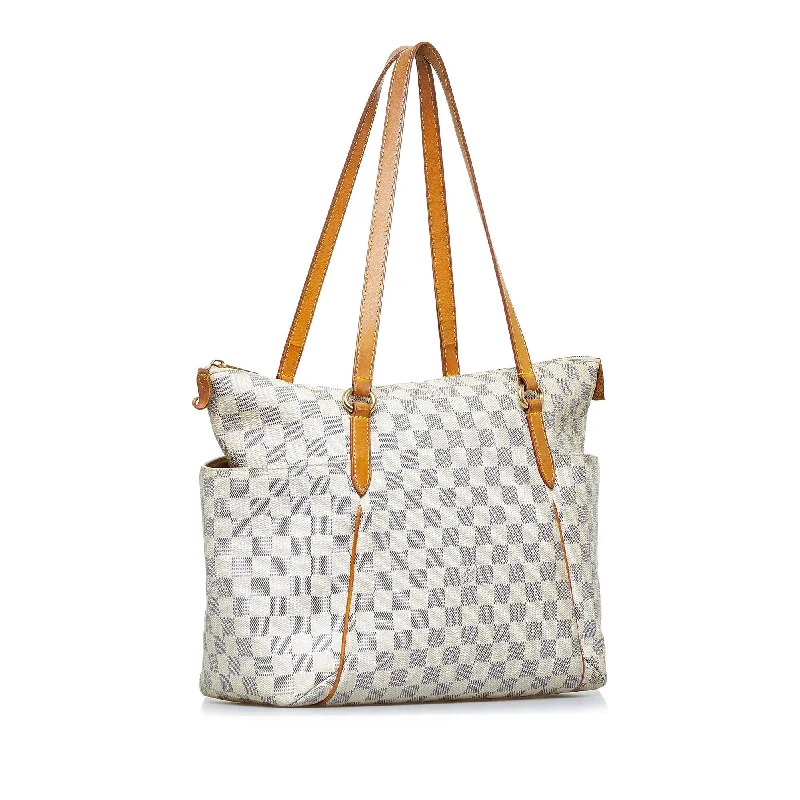 Louis Vuitton tote bags with a spacious interior and multiple pocketsLouis Vuitton Damier Azur Totally MM (tpycpW)