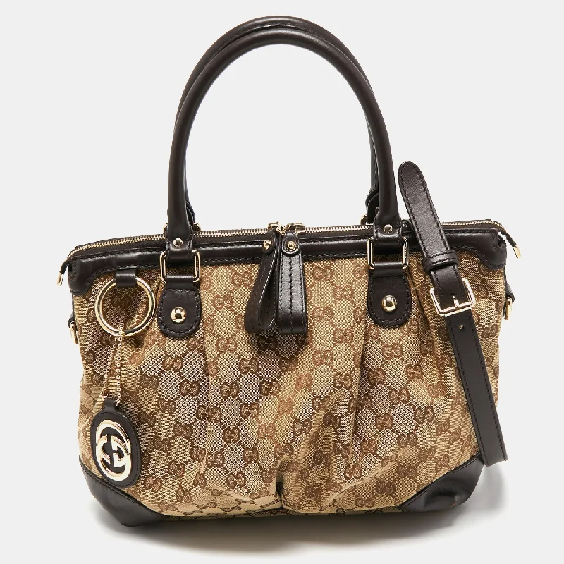 Gucci Dionysus bags for women with tiger - head claspsGucci Beige/Ebony GG Canvas Medium Sukey Tote