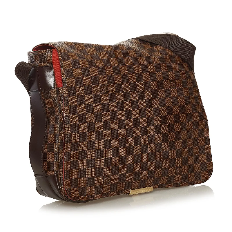 Louis Vuitton bags with a detachable mirror inside for on - the - go touch - upsLouis Vuitton Damier Ebene Bastille (RVzJ8Y)