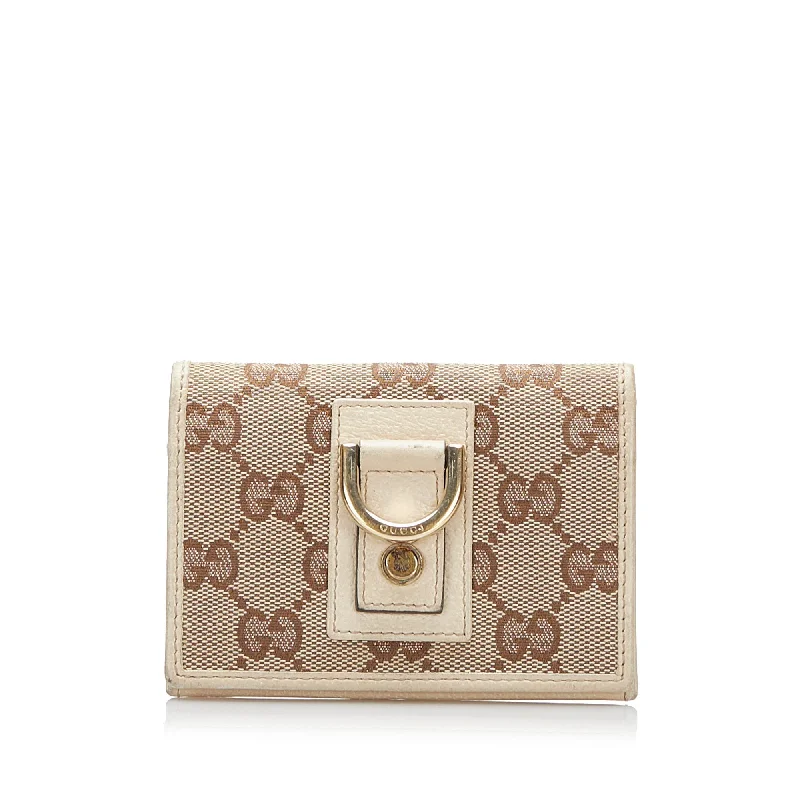 Women Gucci bags with a magnetic snap closure for easy accessGucci GG Canvas D-Ring Card Holder