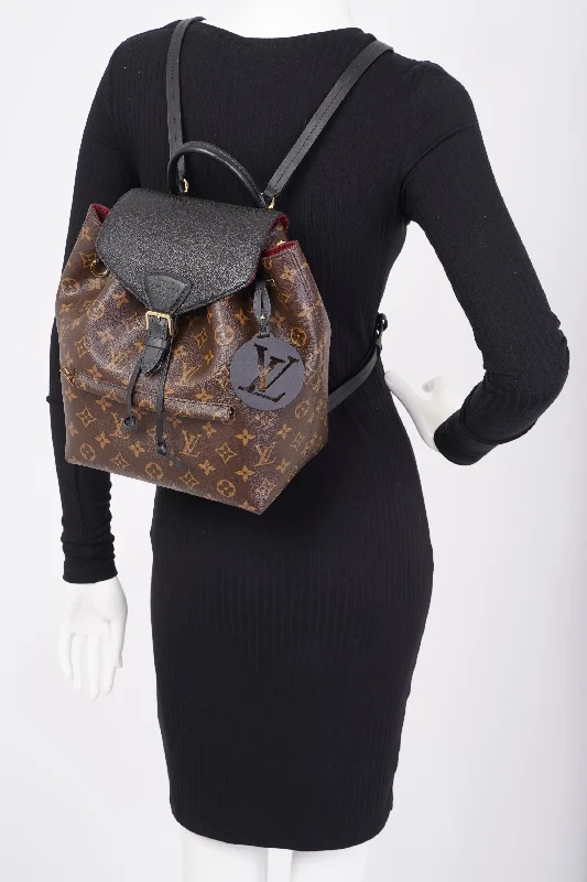 Louis Vuitton crossbody bags with adjustable shoulder straps for comfortLouis Vuitton Montsouris MM Monogram / Black Coated Canvas