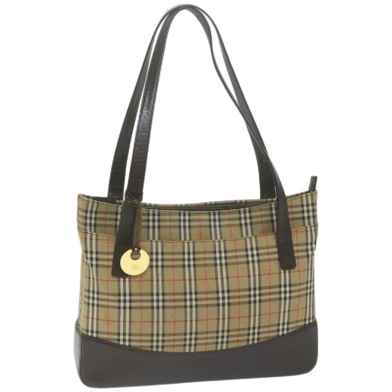 Versatile Burberry Convertible Bags for Multiple StylesBURBERRY House Check Tote