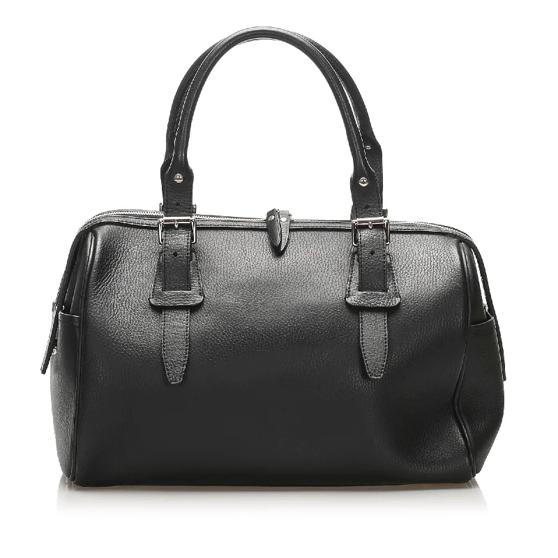 Minimalist Burberry Bags for a Sleek LookBurberry Leather Boston Bag (SHG-11745)