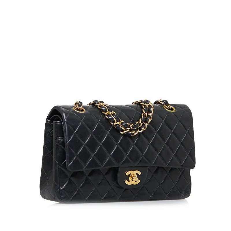 Chanel Quilted Leather Shoulder Bag for FashionistasChanel Small Classic Lambskin Double Flap (xDZTrO)