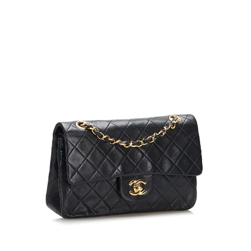 Chanel All - Match Handbag for Versatile StylingChanel Small Classic Lambskin Double Flap (z9lpRx)