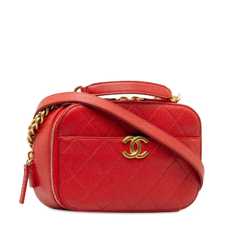 Chanel Small Crossbody Bag for TravelChanel Small Quilted Caviar Top Handle Camera Bag (t5q9uY)