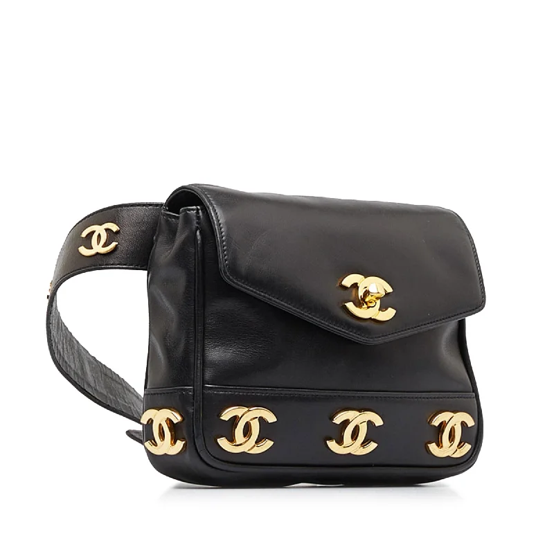 Chanel bags with classic and elegant designsChanel Triple CC Belt Bag (wCTcek)