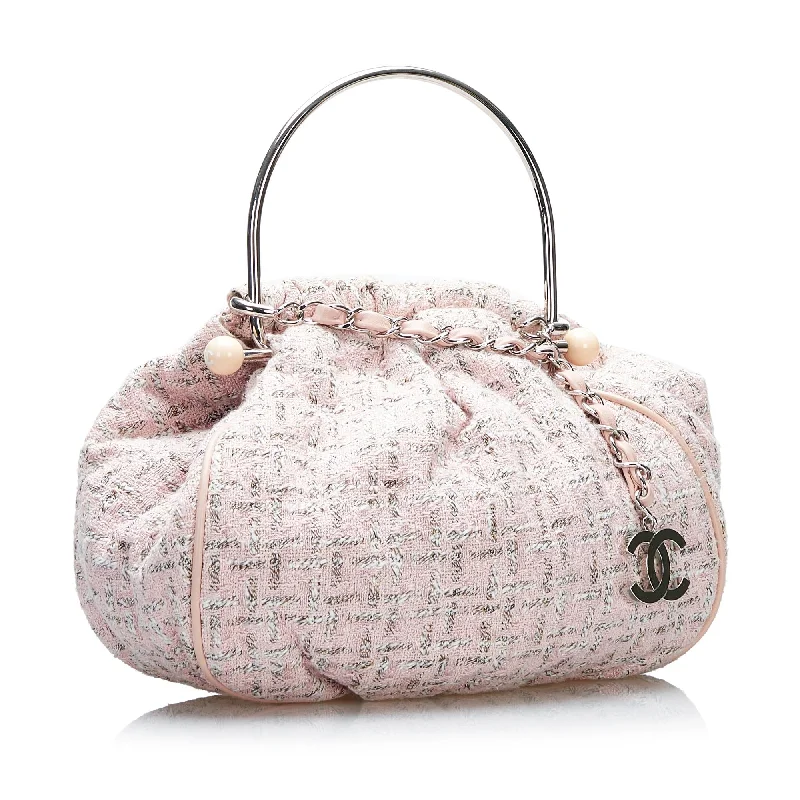 Chanel bags for women who appreciate fine craftsmanshipChanel Tweed Boucle Knitting Handbag (pvDzjY)