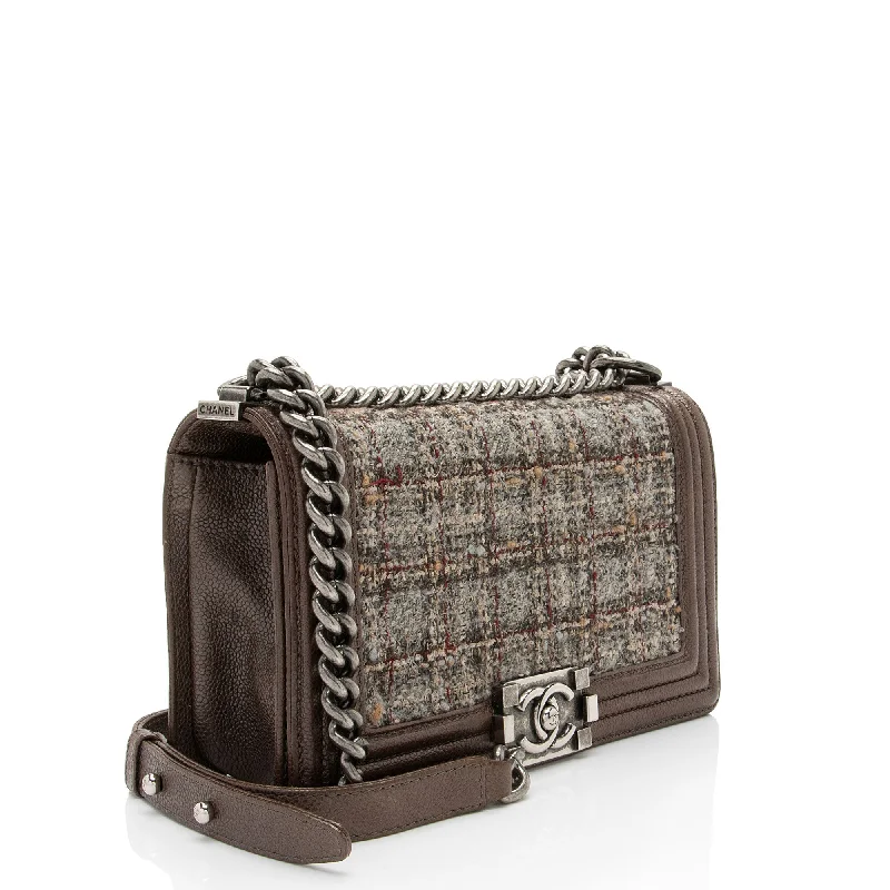 Chanel Colorful Handbag for Spring OutfitsChanel Tweed Paris-Edinburgh Old Medium Boy Bag (PnHCww)