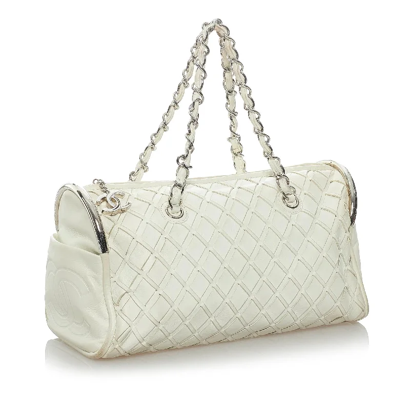 Chanel bags with intricate metal hardwareChanel Ultimate Soft Sombrero Leather Handbag (33492)