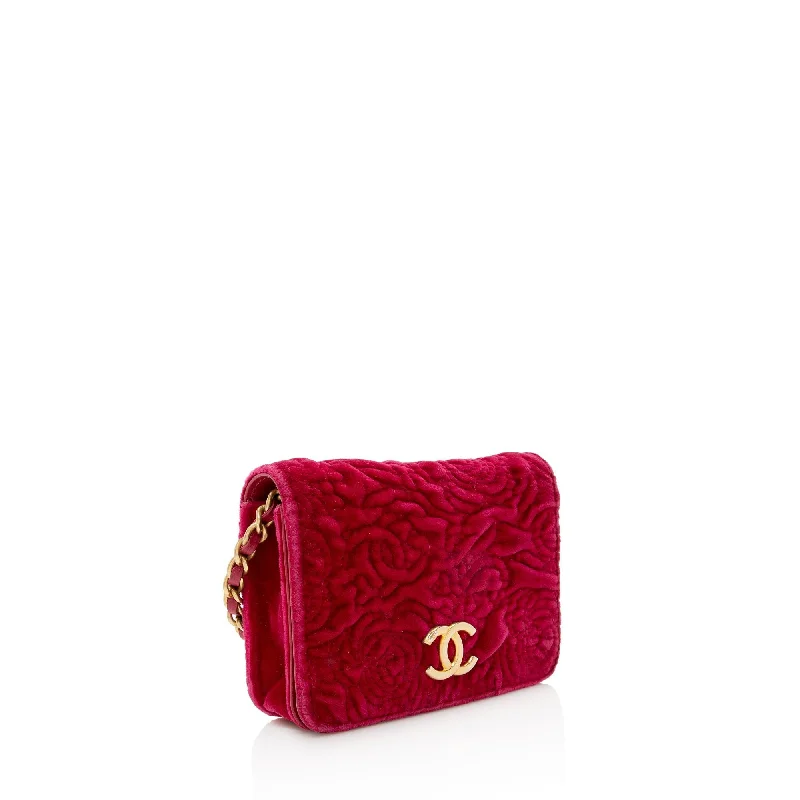 Chanel Lightweight Handbag for Daily ErrandsChanel Velvet Camellia Flap Coin Purse on Chain (22731)