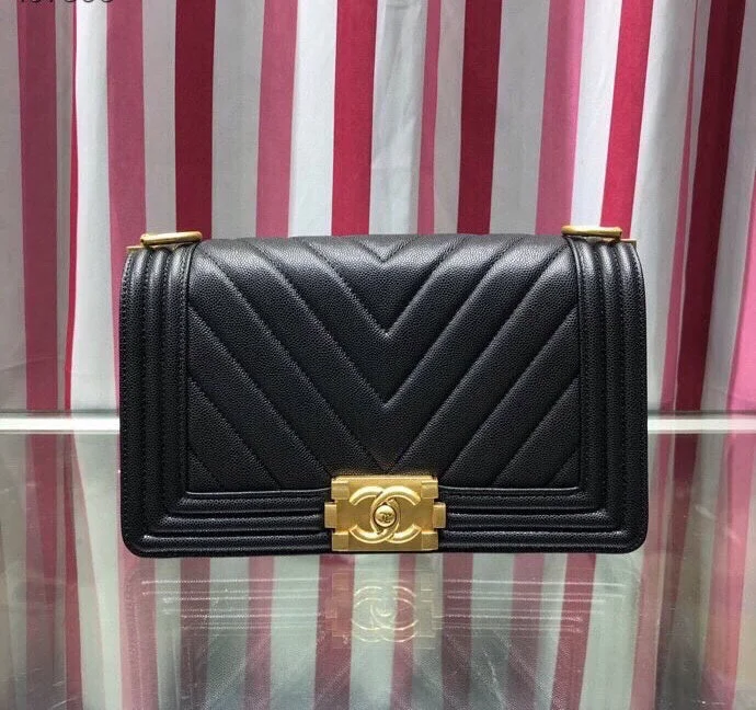 Chanel Black Handbag for Business MeetingsWF - Chanel Bags - 2472