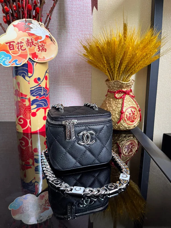 Chanel bags with intricate metal hardwareWF - Chanel Bags - 3160