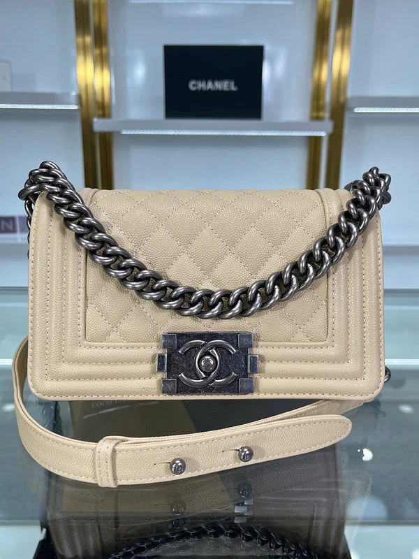 Chanel Lightweight Handbag for Daily ErrandsWF - Chanel Bags - 3175