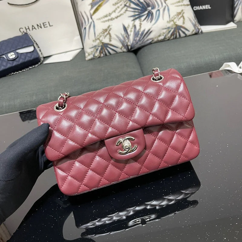 Chanel Lightweight Handbag for Daily ErrandsWF - Chanel Bags - 3242